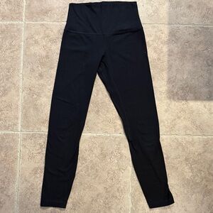 Lululemon high waisted Align Ribbed leggings black size 4 -25”